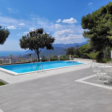 Villa Esmeralda Salerno Exterior photo