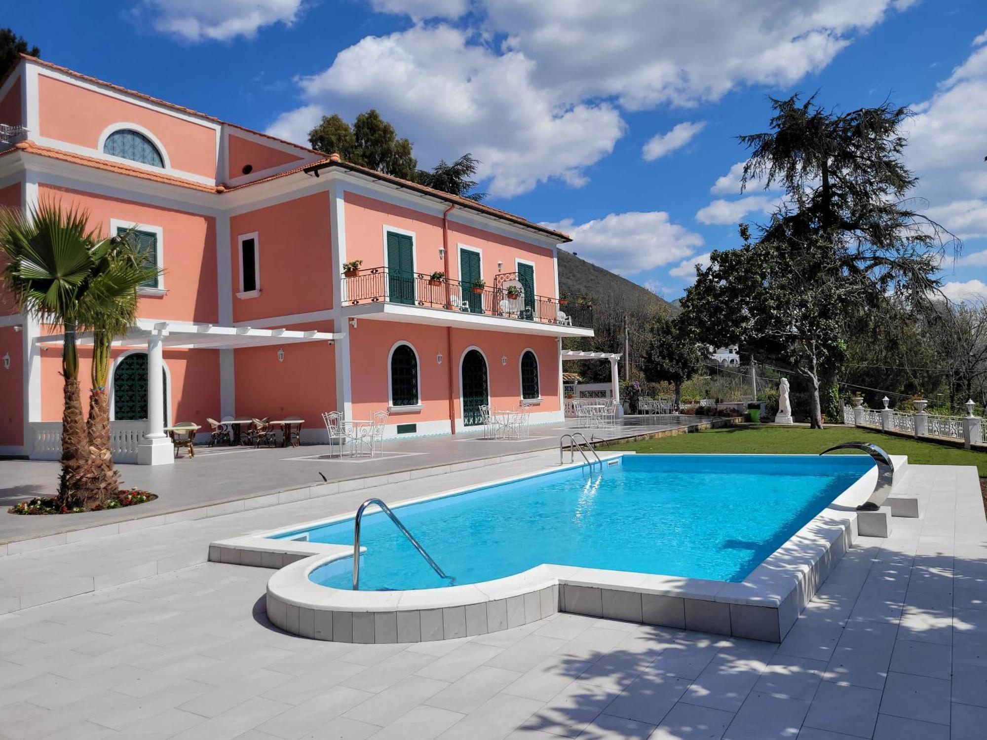 Villa Esmeralda Salerno Exterior photo